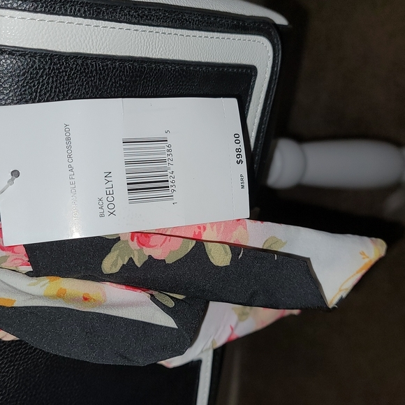 Bestsy Johnson Bag - Picture 6 of 8